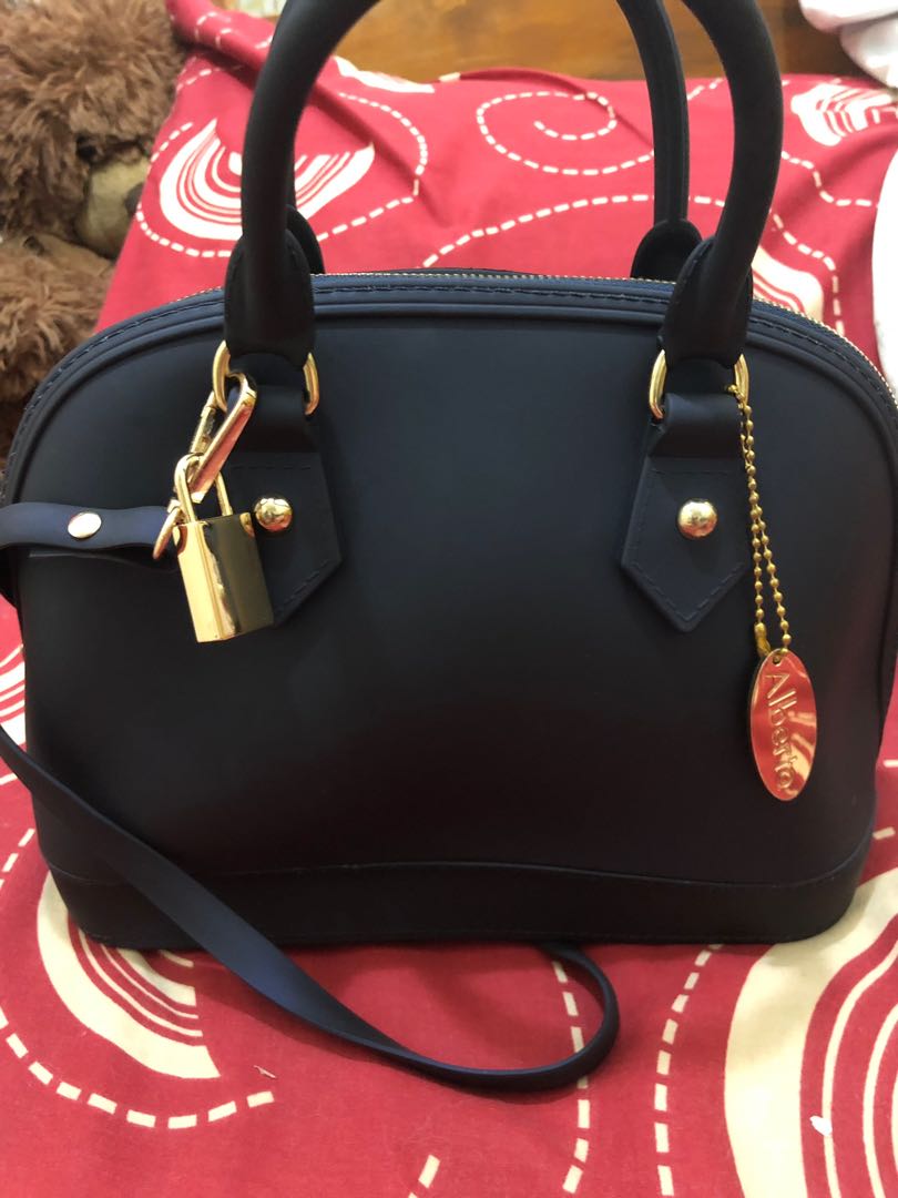 Alberto sling bag online