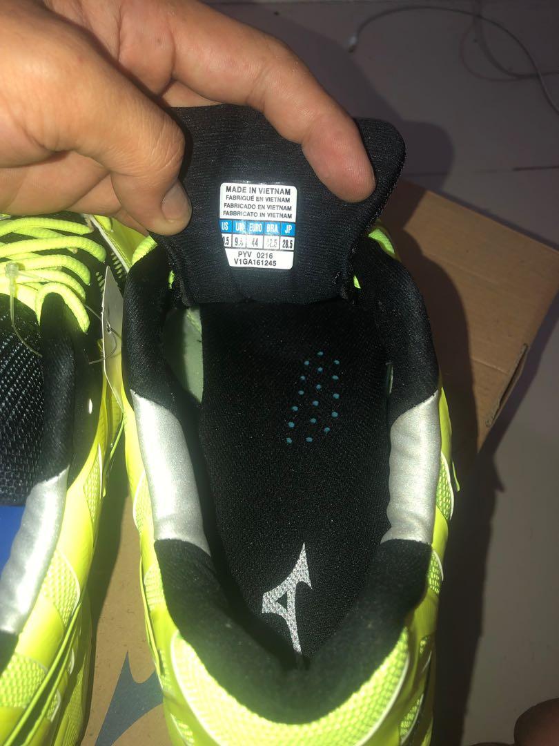 Sepatu volly mizuno tornado x online