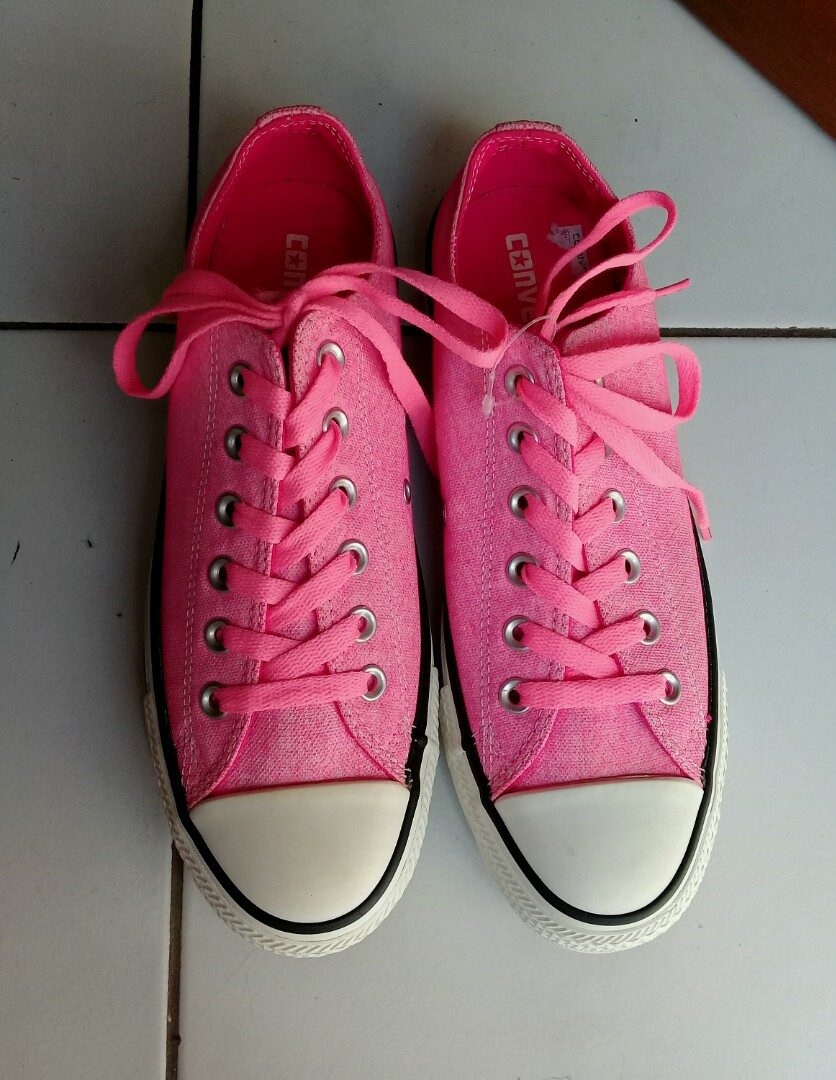 Super Murah Converse Soft Baby Pink Ori Women S Fashion Women S Shoes On Carousell
