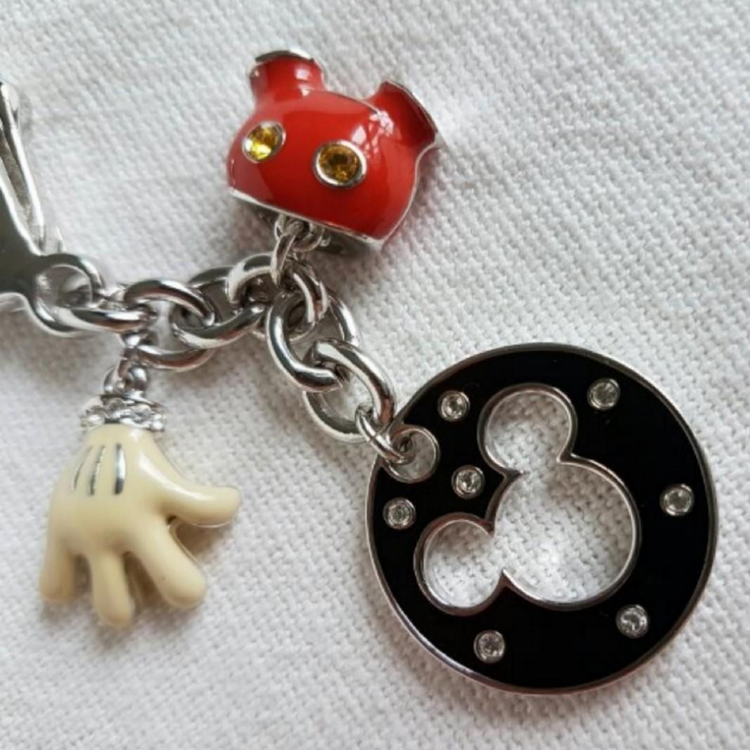 Disney Swarovski Bag Charm Mickey Mouse key Chain Retired Rare 5560954