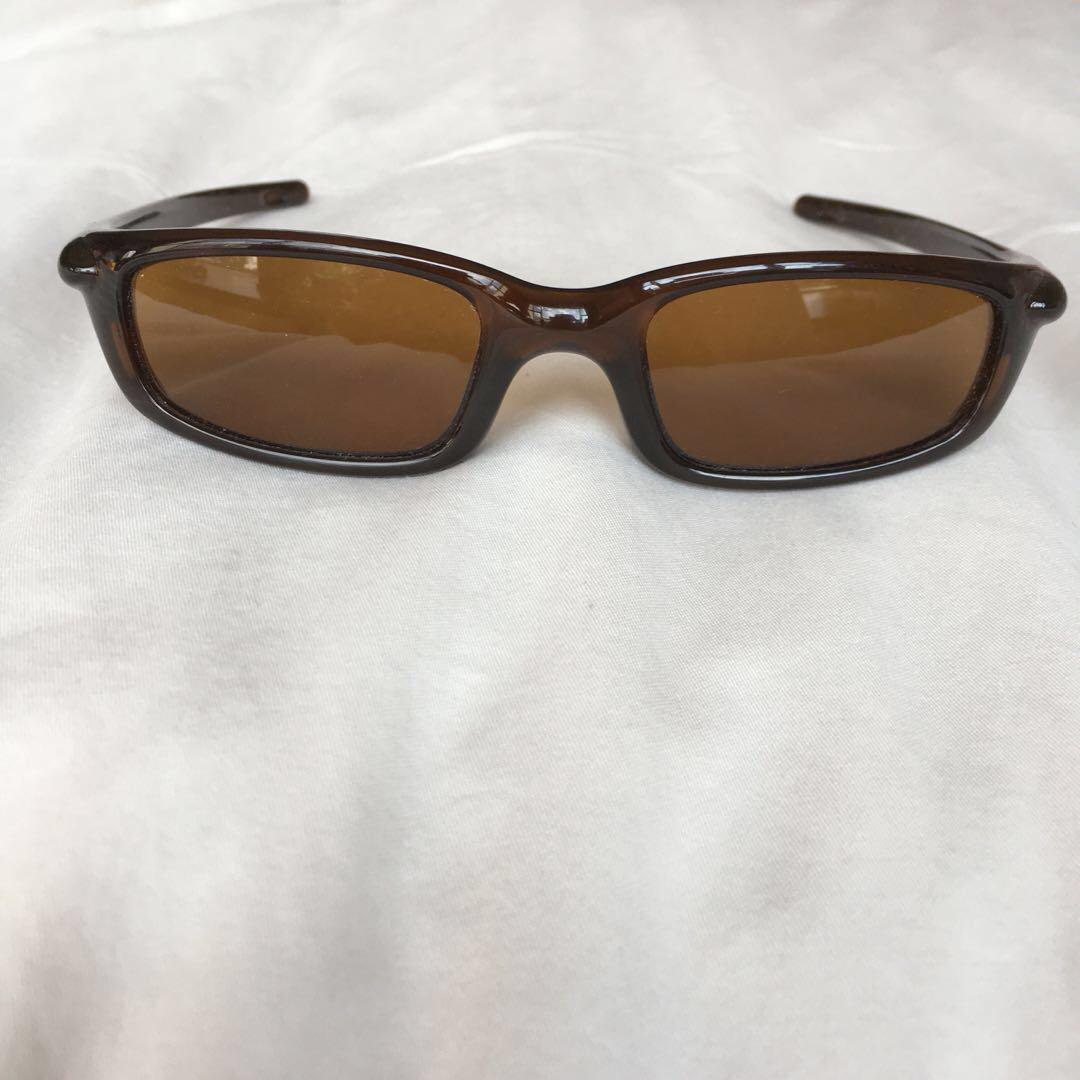 Vintage Oakley Four Rootbeer Bronze, Men's Fashion, Watches & Accessories,  Sunglasses & Eyewear on Carousell