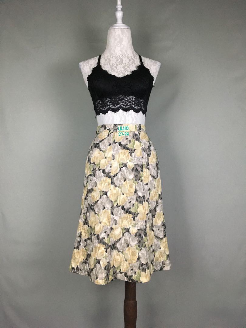 Vintage skirt (Category: Skirts) located in Calamba. Submitted by basicnbuttons (Listing ID 238806421, Image 2). Description: Code: UL110 Size: 27-28” Length: 23” (below the knee) Type: Paneled floral skirt Remarks: With inner lining ⛔️You can add 130 for top (BRANDNEW/ PADDED) No filtered photos 🎯Kindly pay attention in every photo for flaws if there’s any. 🎯Ask first the availability of the items you want to buy since we also sell outside Car