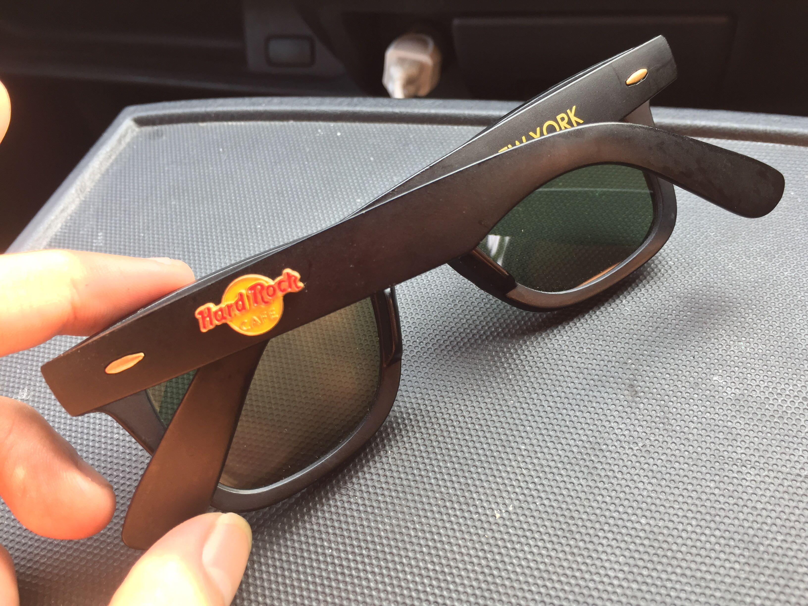 Rayban cafe shop