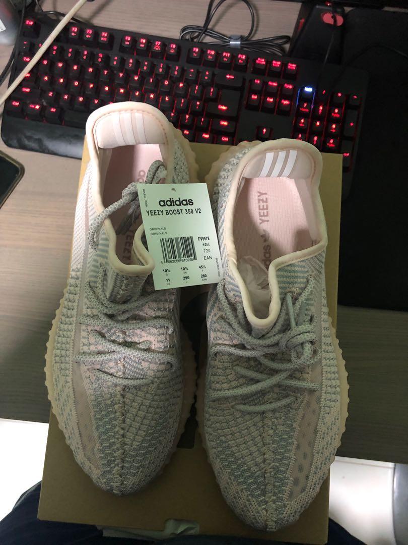 Yeezy Boost 350 v2 SYNTH, Men's Fashion, Footwear, Sneakers on ...