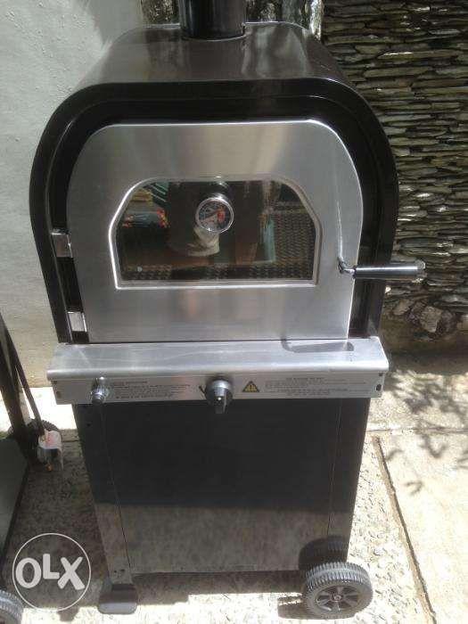 Bnew Jumbuck Outdoor Moda LPG Gas Pizza Oven w Stone Plate Crusty