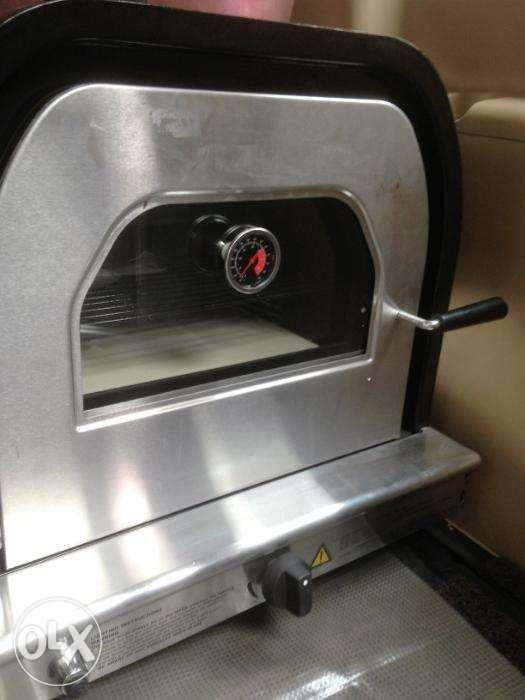 Bnew Jumbuck Outdoor Moda LPG Gas Pizza Oven w Stone Plate Crusty