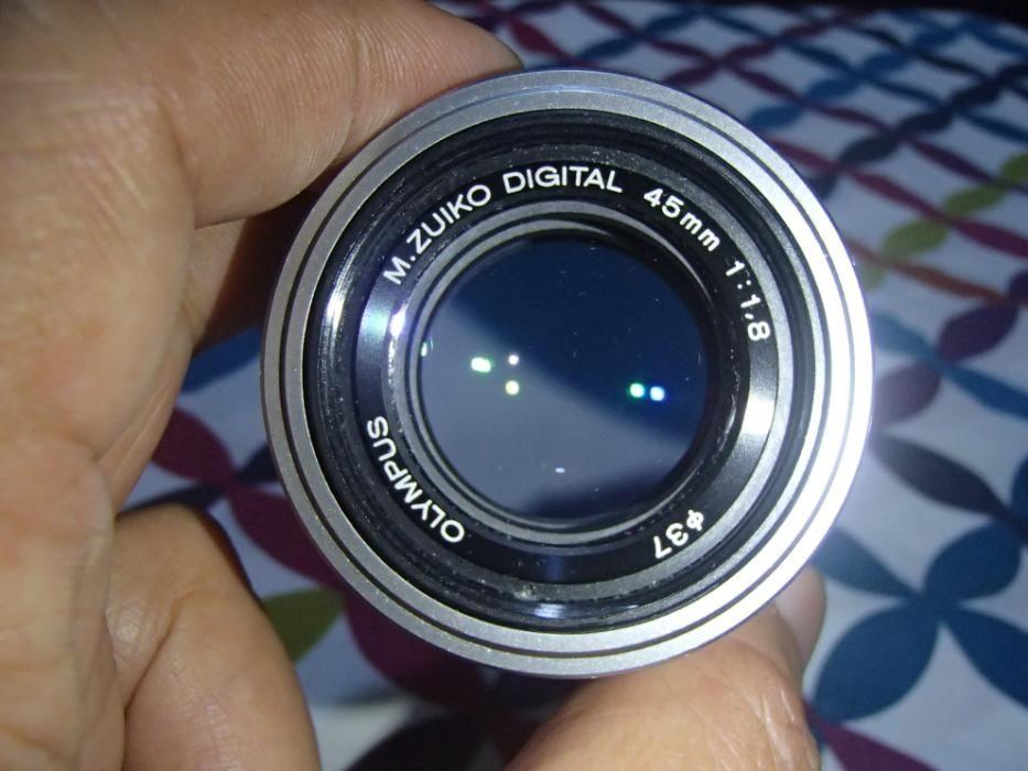 Olympus M.Zuiko 45mm 1.8 PRIME PORTRAIT Micro Four thirds lens