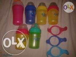 Lot of 6 Avent Sippy Cups with Holders