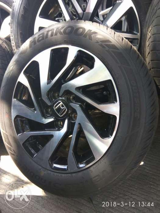 16 inch 2018 Honda Civic mags 5x114pcd or 215 55 Hankook Tires 95, Car