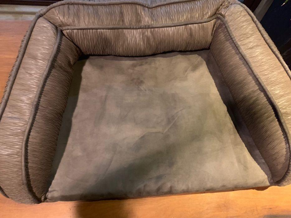 Kirkland Dog Bed, Pet Supplies, Health & Grooming on Carousell