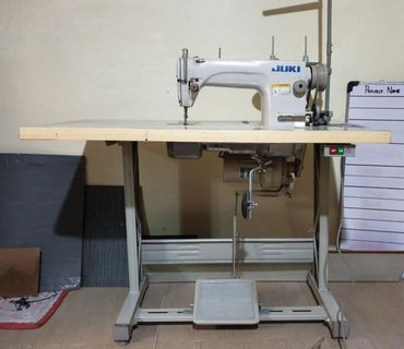 Juki Sewing Machine DDL-8100e