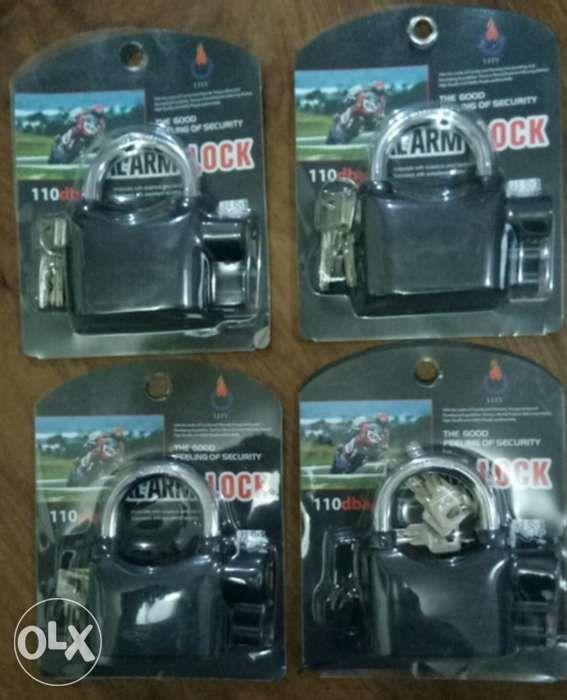 Siren Alarm Lock Security Antitheft Padlock Door (Category: Locks, Doors & Gates) located in Antipolo. Submitted by ejohncam (Listing ID 239325277, Image 3). Description: Malakas mag alarm.Abot hanggang kapitbahay.Padlock siren security lock.With 3 keys.Kapag ginalaw mo ang padlock o hinawakan lang ng magnanakaw,siguradong gising kayo pati kapitbahay sa lakas ng sirena.Pwedeng simpleng padlock lang pero kapag gusto nyong may alarm,baliktarin nyo 