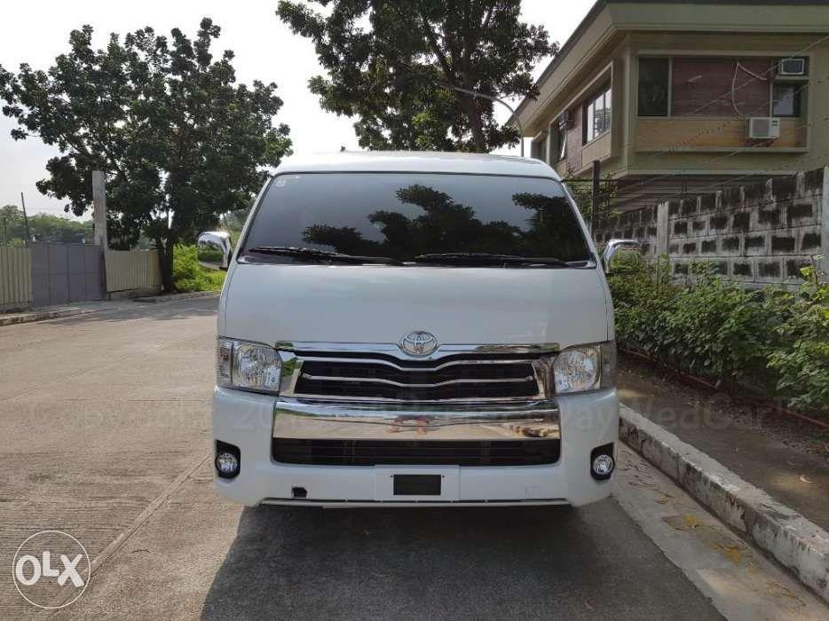 Toyota Hiace Super Grandia Airport Transfer VIP Service Bridal Car Van For Rent