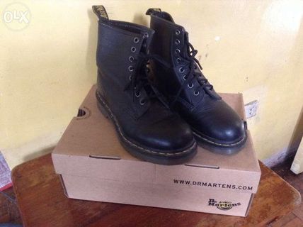 olx doc martens