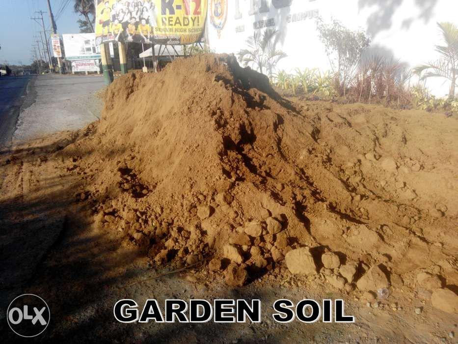 panambak escombro garden soil gravel and sand boulders concrete pipe