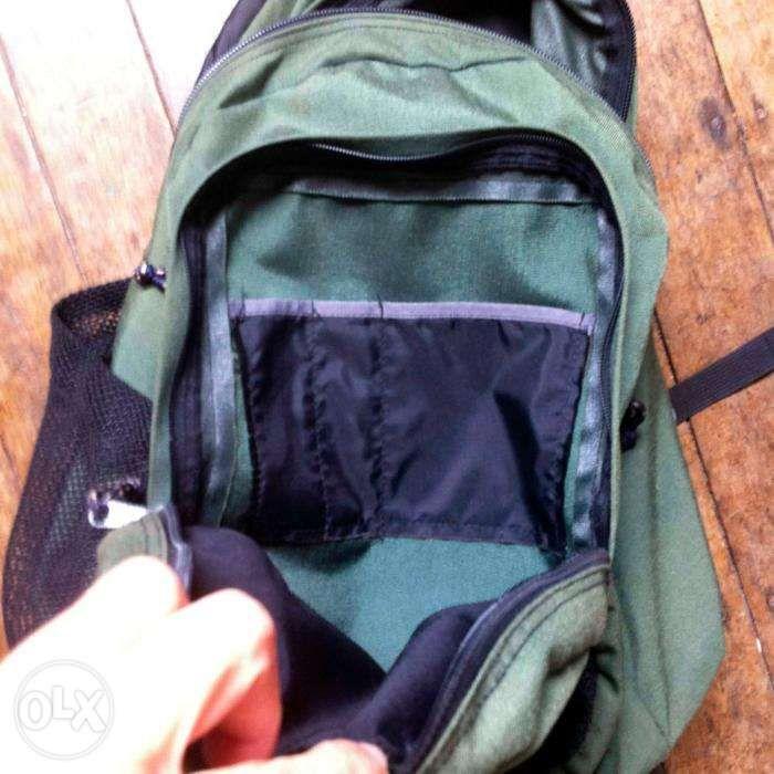 Vintage 90s Green Jansport Backpack with Rubber Tire Bottom, Men's