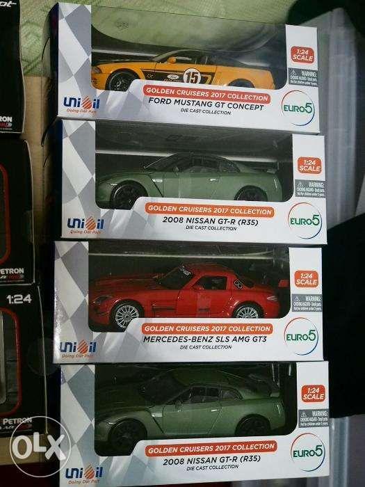 Unioil 1 24 Diecast Cars Gtr And Mercedes Sls Amg Set Of 2 Toys Games Toys On Carousell