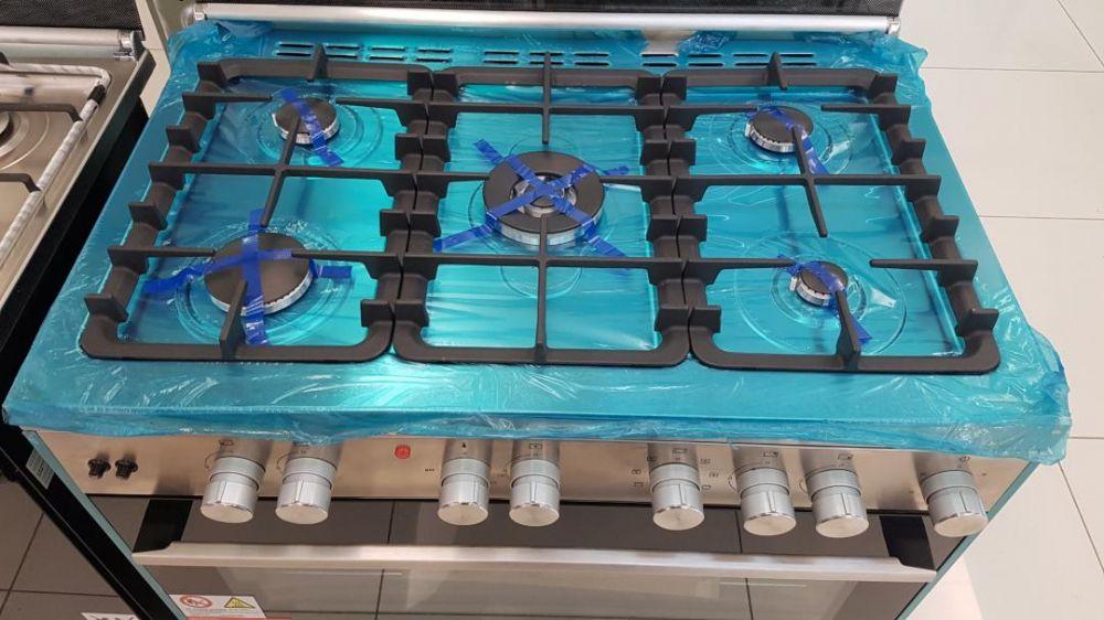 electrolux gas range ekm9689x 90cm 5 burner, Furniture & Home Living