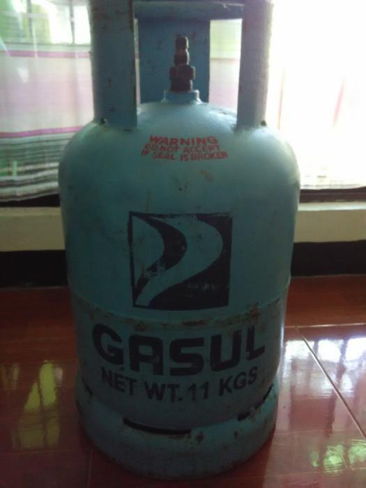 Petron Gasul Lpg Tank With Gas Regulator And Hose Furniture And Home