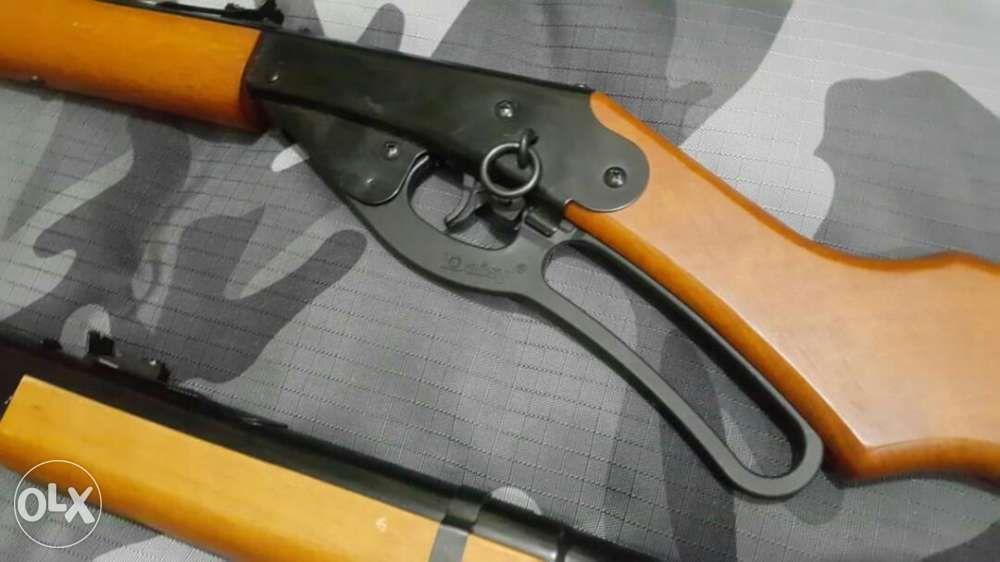 Airsoft Daisy Red Ryder Rifle on Carousell