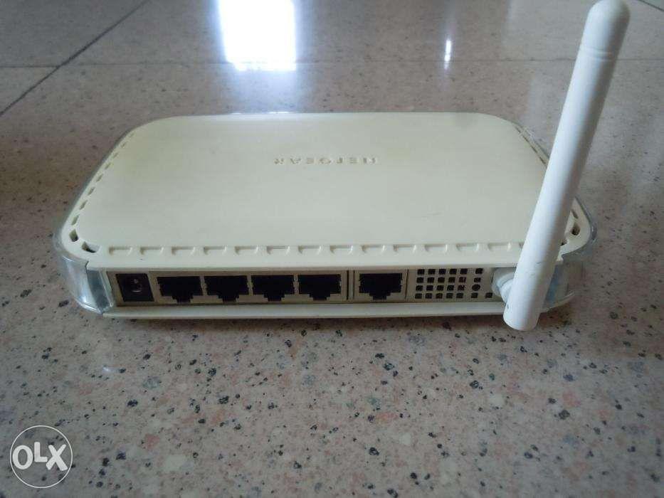 Netgear router version 6 (Category: Networking) located in Quezon City. Submitted by crisibarra1 (Listing ID 239342484, Image 3). Description: Netgear Router (version 6) Includes original power adapter (110 VAC only) Excellent working condition! RFS: Di na nagagamit dahil me built-in router naman yung modem na gamit namin ngayon Text or call 09285209401 na lang po kasi di ako madalas nakaonline.
