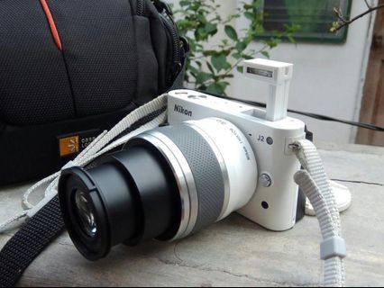 NIKON 1 J2..Mirrorless Camera..Full HD..Good for Vlogging