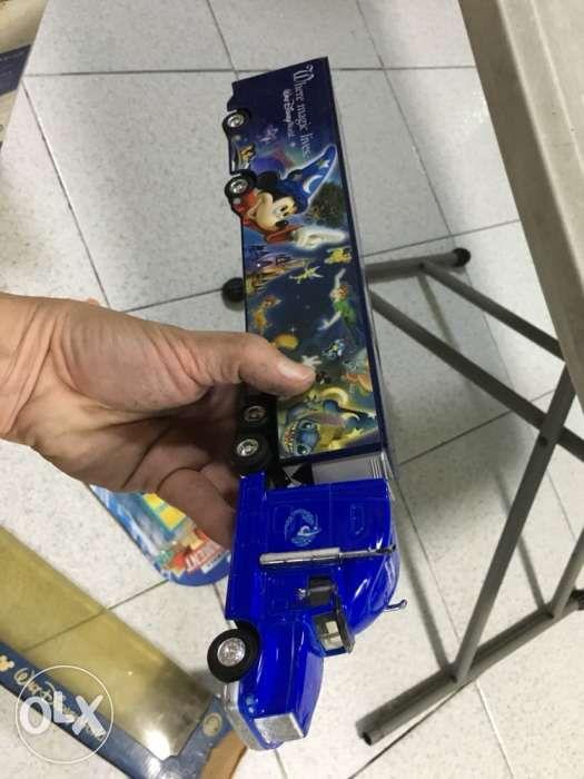 Hot Wheels Disney truck (Category: Vehicle & Diecast Models) located in Manila. Submitted by bubblebok.bubblebok (Listing ID 239350214, Image 3). Description: This listing is hosted on Carousell on behalf of OLX Philippines. For sale: Hot wheels disneylang truck...used and in good condition..