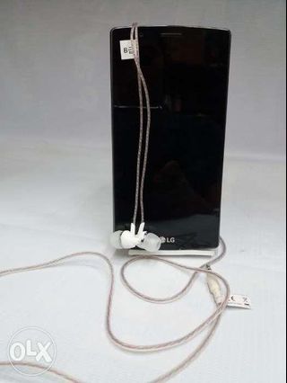 LG G4 Smartphone with Greenvod Stereo Earphone H-110