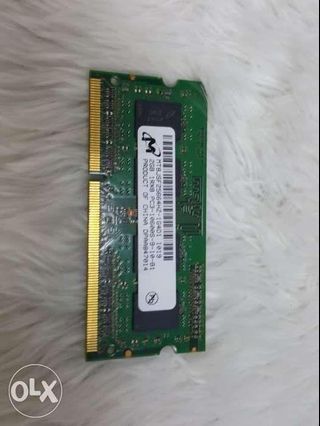 1PC MT8JSF25664HZ-1G4D1 MICRON LAPTOP MEMORY 2 Go DDR3 PC3-10600S