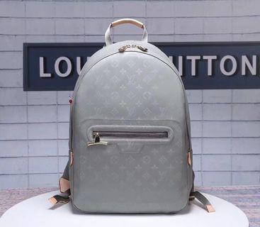 LV M45419 CHRISTOPHER MM MONOGRAM BACKPACK, Luxury, Bags & Wallets on  Carousell