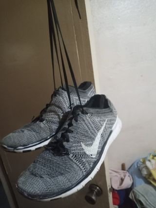 Details about GUC Women's Nike Free 5.0 TR Fit 3 Black Running Shoes Sz 10 Details about GUC Women's Nike Free 5.0 TR Fit 3 Black Running Shoes Sz 10