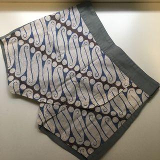 H&M Skort Batik