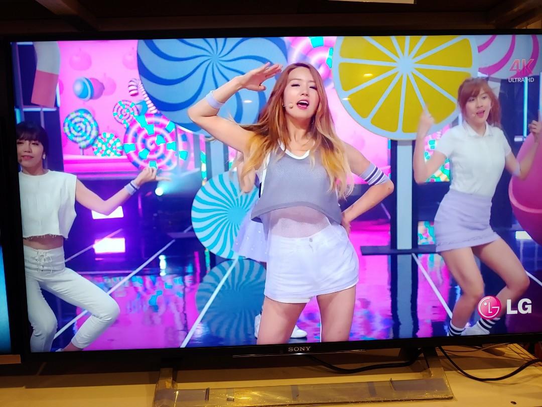 大量43"Sony KD43X8000D 4K HDR Smart TV Made In Japan, 家庭電器, 電視 & 其他娛樂