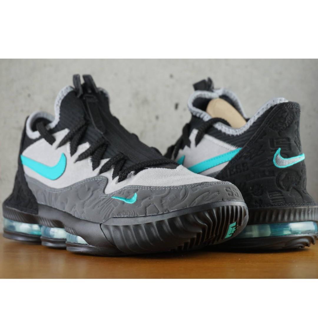 atmos x Nike LeBron 16 Low“Clear Jade”, 他的時尚, 鞋, 運動鞋在旋轉拍賣