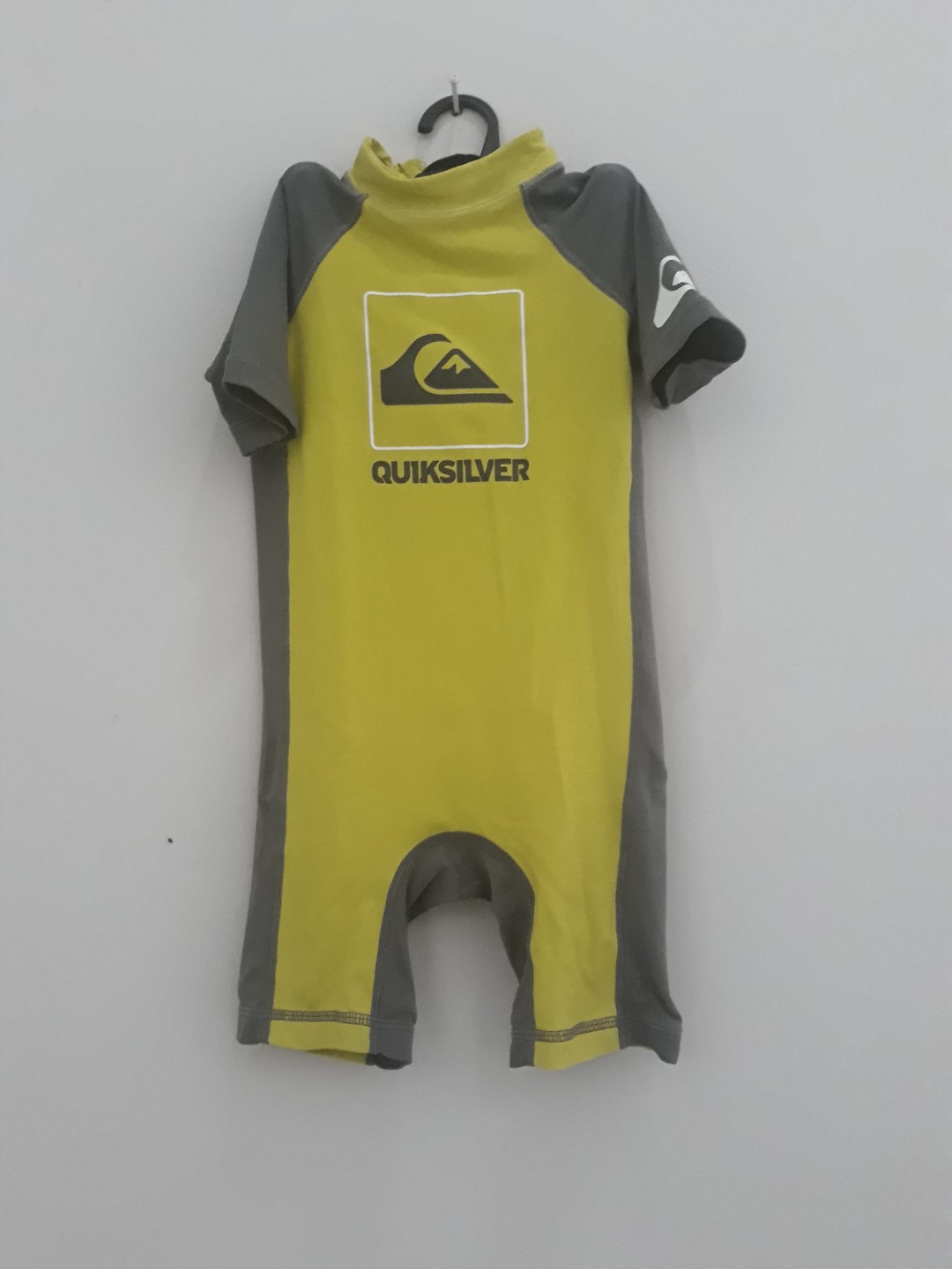 Baju Renang Anak Quicksilver Bayi Anak Baju Anak Laki Laki 1 Hingga 3 Tahun Di Carousell