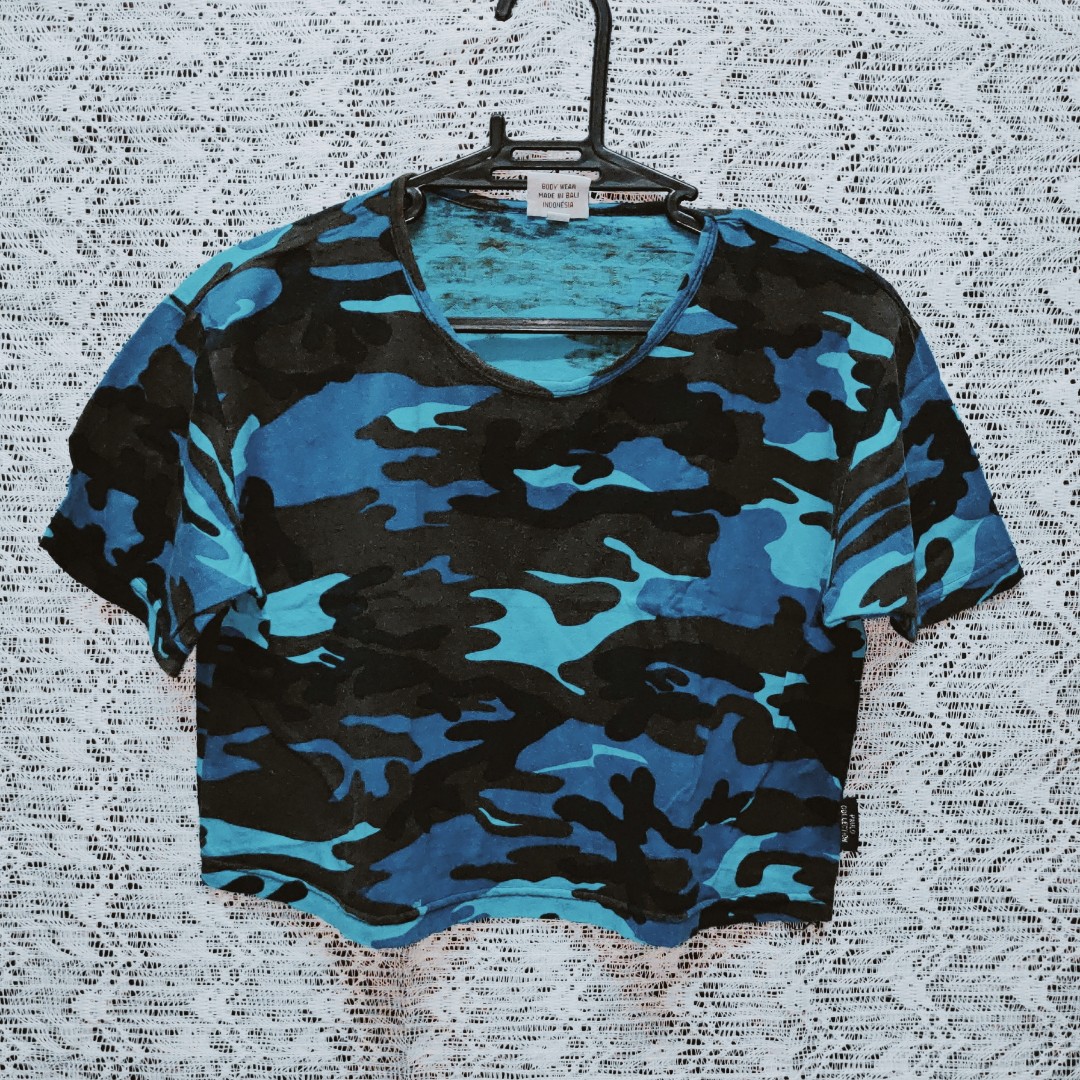 blue camo crop top