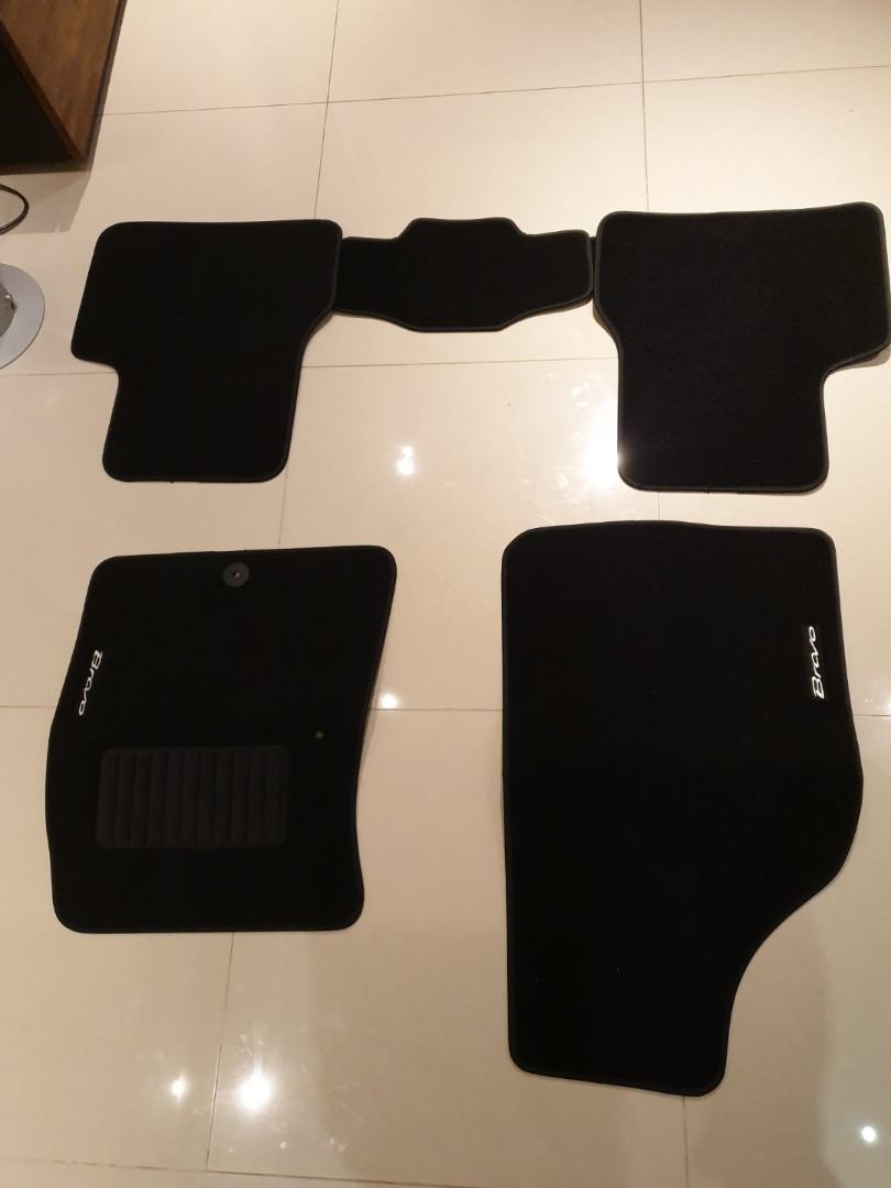 Bnip Fiat Bravo Car Floor Mat On Carousell