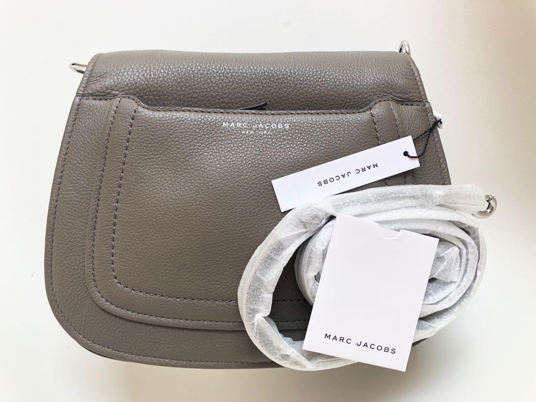 BNWT Authentic Marc Jacobs Saddle Bag in Grey