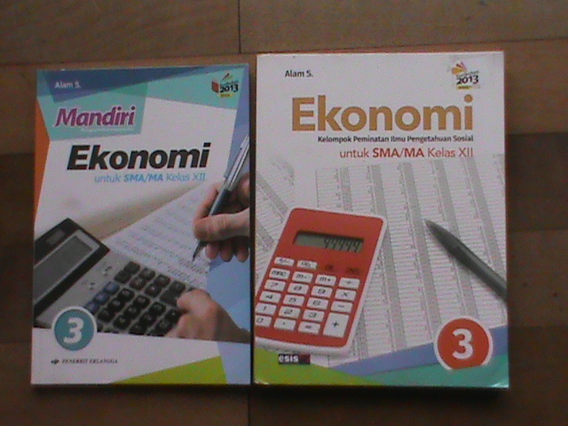 Buku Pelajaran Ekonomi Sma Ma Kelas Xii Kurikulum 2013 Edisi Revisi Harga Per Buku Rp 15 000 Buku Alat Tulis Buku Pelajaran Di Carousell