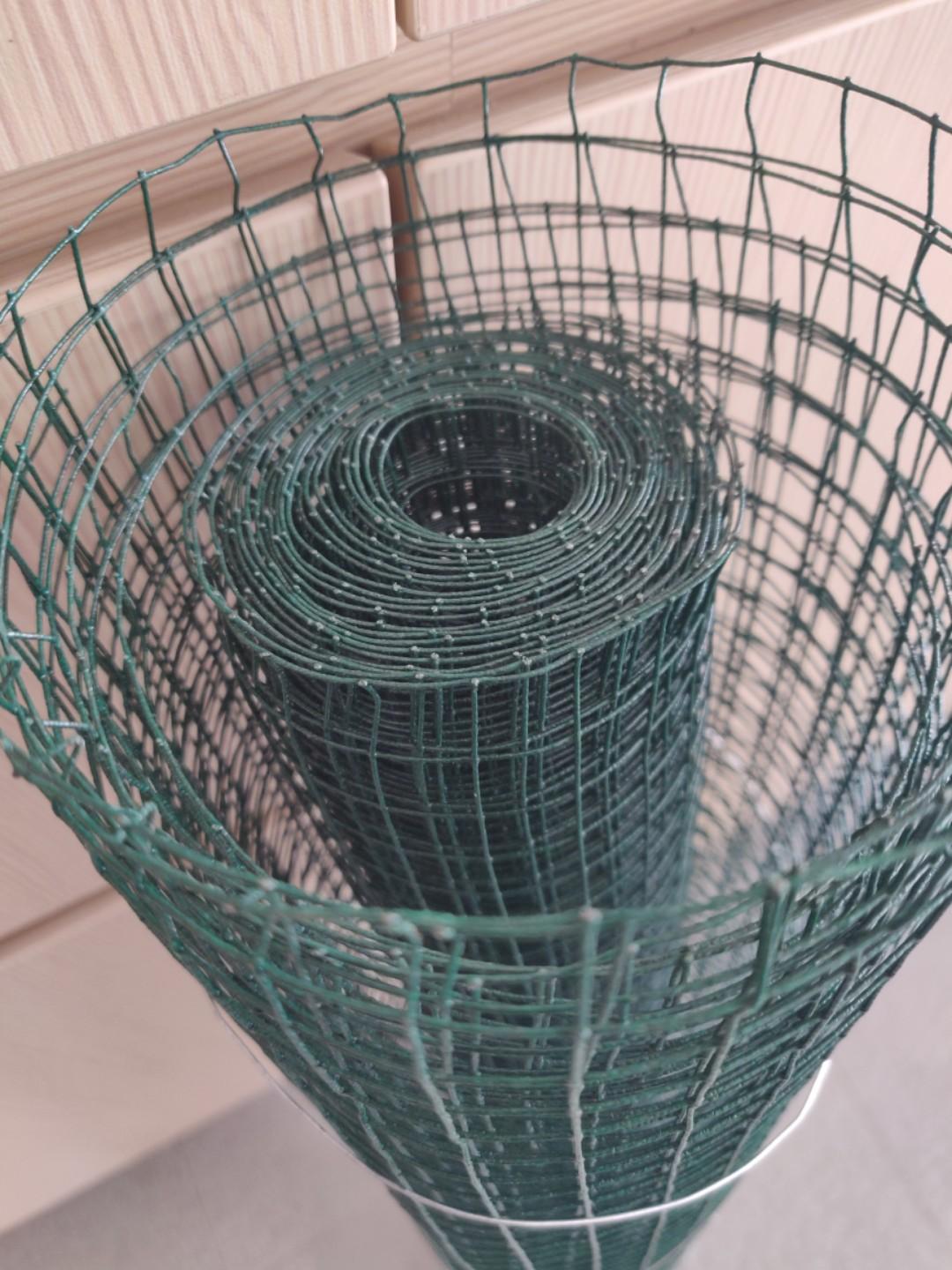 Gardening PVC Wire Mesh, Gardening, Pots & Planters on Carousell