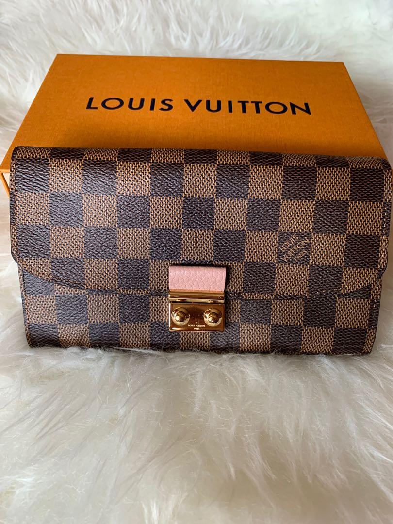 LOUIS VUITTON Damier Ebene Croisette Chain Wallet Rose