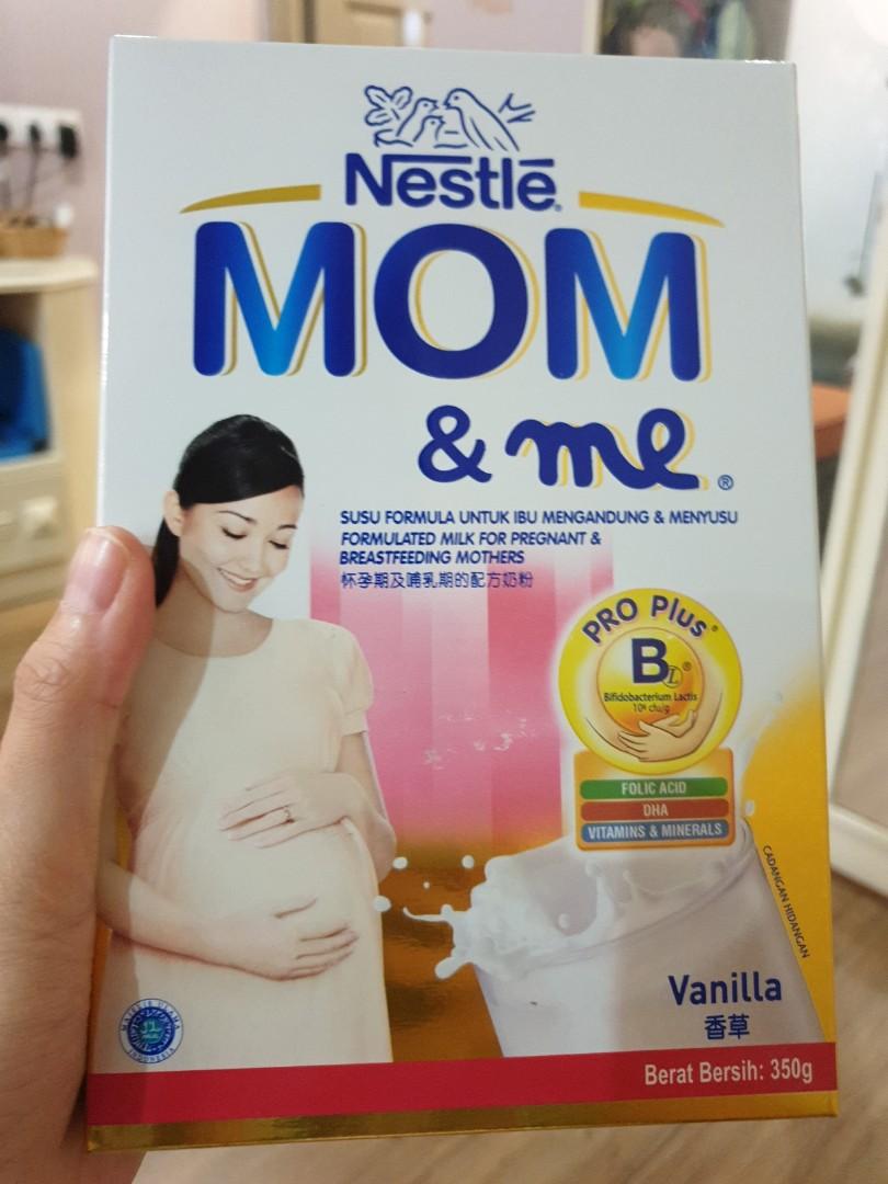 Mom and store me milk powder