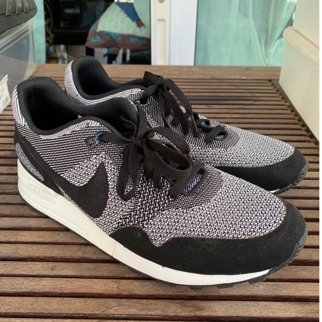 NIKE AIR PEGASUS 89 JCRD BLACK WHITE Luxury Sneakers Footwear on Carousell