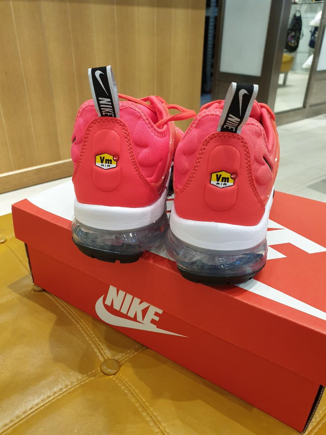 Red black and white vapormax plus store