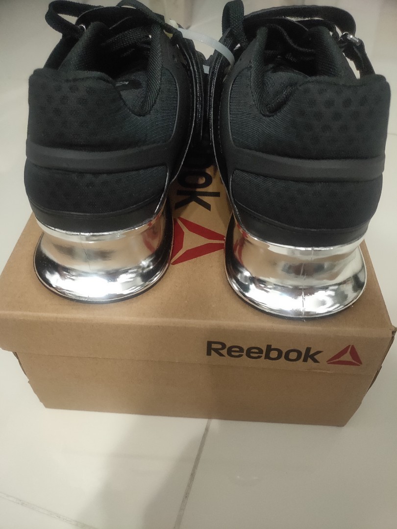 reebookshoe