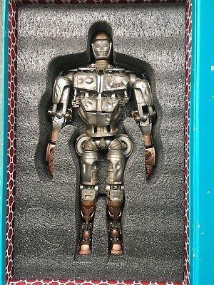 threea real steel atom