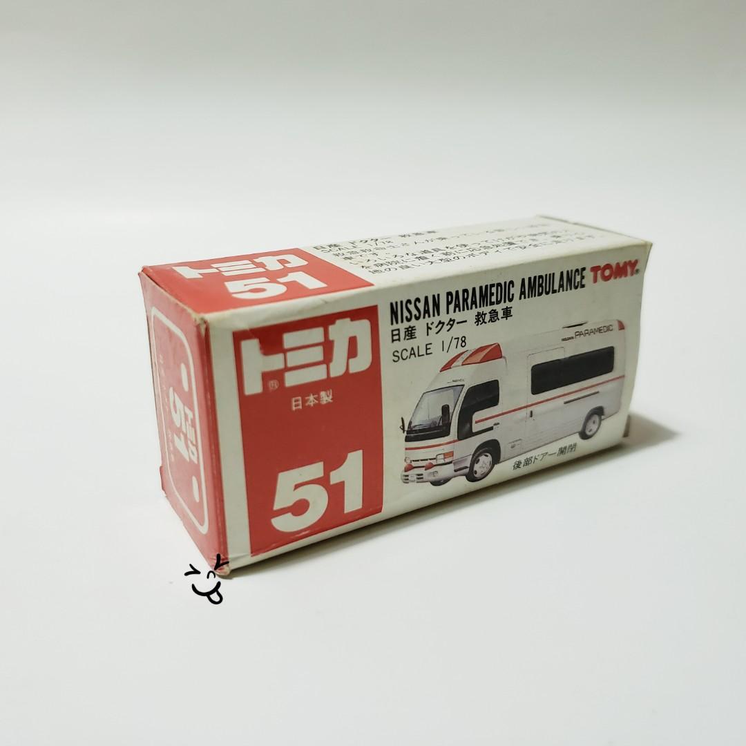 tomica nissan paramedic