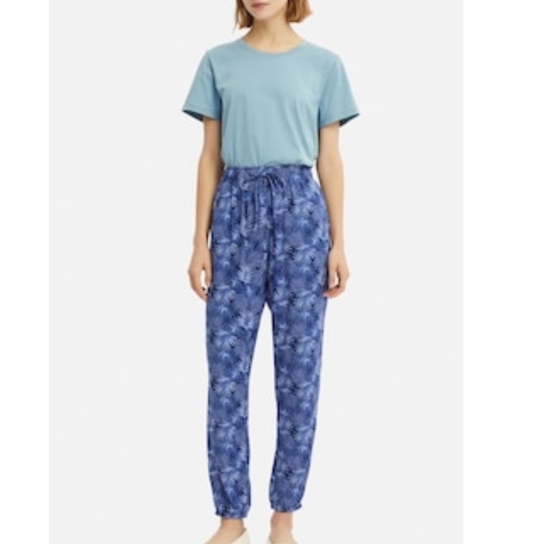 Uniqlo lounge pants Women s Fashion Bottoms Other Bottoms on