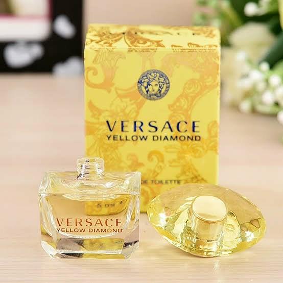 Versace Yellow Diamond Edt Mini Perfume 5ml Health Beauty Perfumes Nail Care Others On Carousell