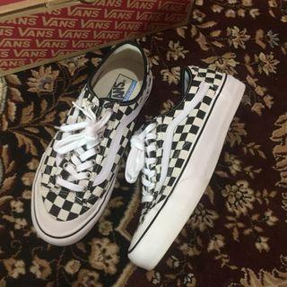 Vans Style 36 Decon SF